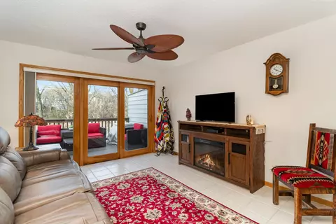 4195 Starbridge Ct, Eagan, MN 55122 photo 3