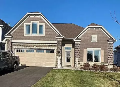 8736 Upper 7th Pl, Lake Elmo, MN 55042