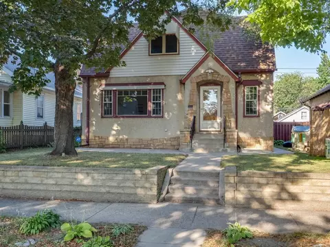 5248 35th Ave S, Minneapolis, MN 55417