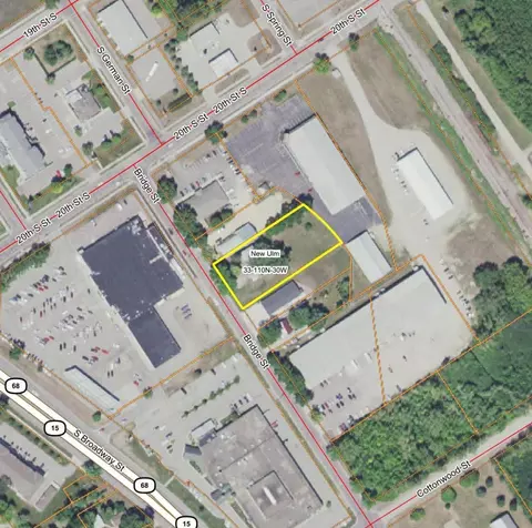 2025 S Bridge St, New Ulm, MN 56073