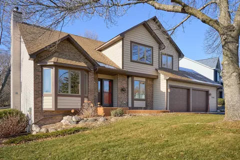 13608 Parkwood Ln, Burnsville, MN 55337