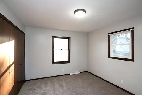 406 E Brooks St, Arlington, MN 55307 photo 11