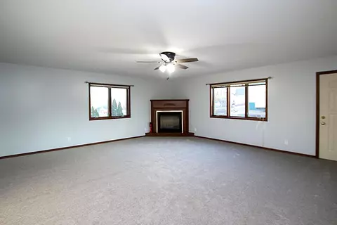 406 E Brooks St, Arlington, MN 55307 photo 10