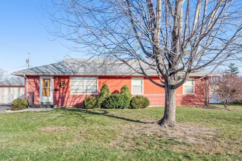 1212 E 92 12 St, Bloomington, MN 55425