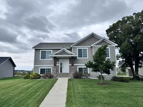 1409 15th St S, Sartell, MN 56377