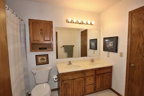 1575 Baylor Ct #A, Eagan, MN 55122 photo 25