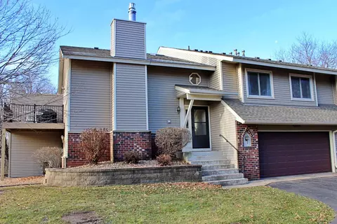 1575 Baylor Ct #A, Eagan, MN 55122