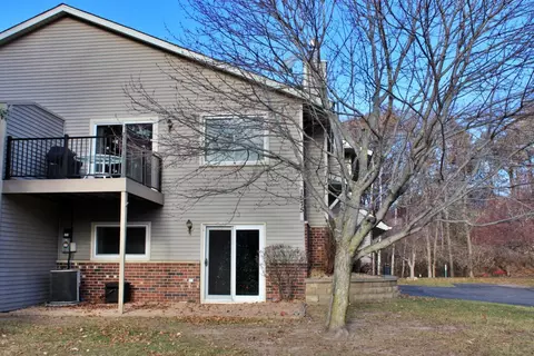 1575 Baylor Ct #A, Eagan, MN 55122 photo 6