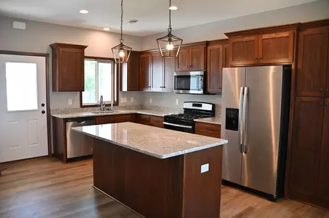 1021 45th Ave NE, Saint Cloud, MN 56304 photo 5