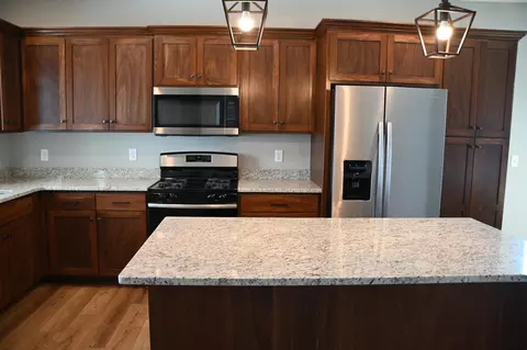 1021 45th Ave NE, Saint Cloud, MN 56304 photo 6