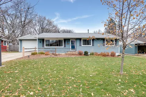 1817 Ashland St, Hastings, MN 55033