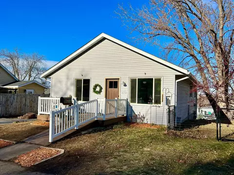 1230 W 3rd St, Red Wing, MN 55066