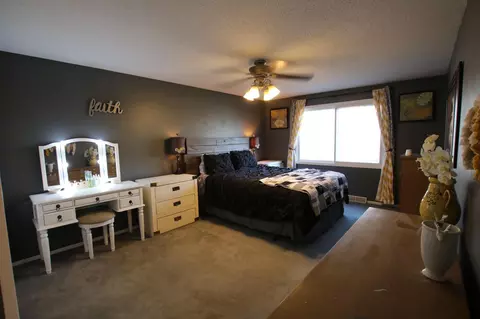 13 Thomas St, Morris, MN 56267 photo 17