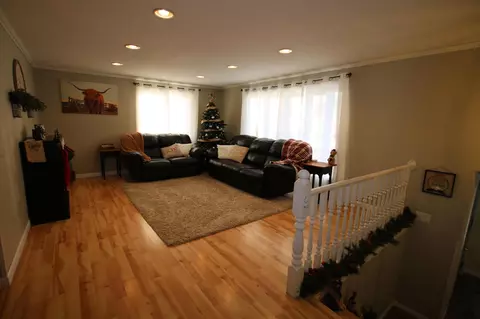 13 Thomas St, Morris, MN 56267 photo 5