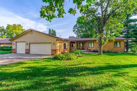 725 Bradford Ave, Champlin, MN 55316
