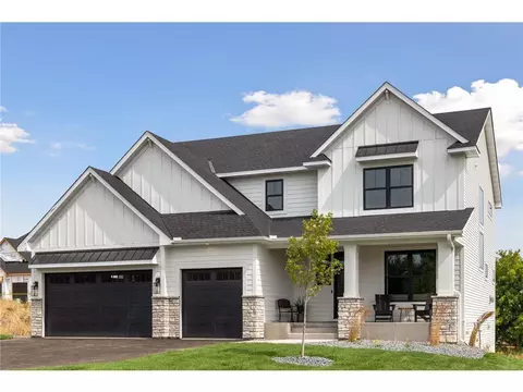 15709 Woodknoll Ln, Minnetonka, MN 55345