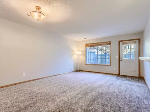 4411 Naper Bay #94, Eagan, MN 55122 photo 8