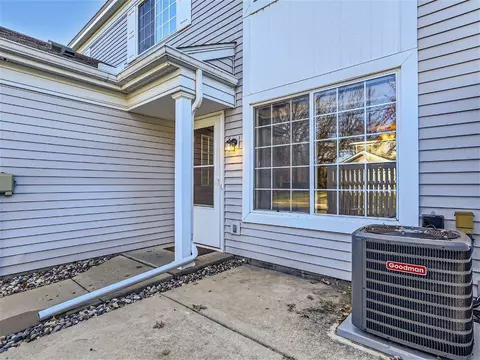 4411 Naper Bay #94, Eagan, MN 55122 photo 25