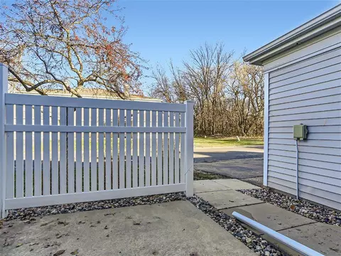 4411 Naper Bay #94, Eagan, MN 55122 photo 26