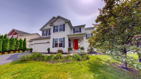 11249 Redwood Curv, Woodbury, MN 55129