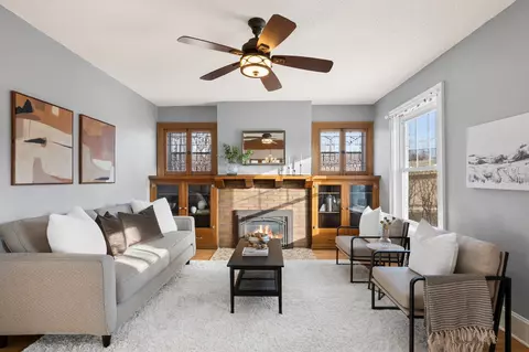 1347 Hague Ave, Saint Paul, MN 55104