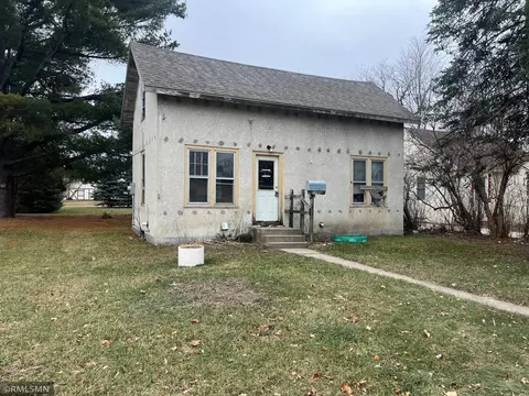 924 7th Ave NE, Brainerd, MN 56401