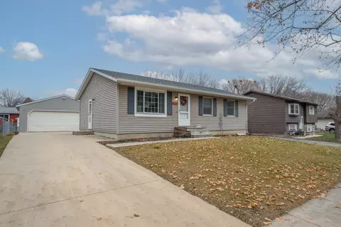 935 19th St SE, Rochester, MN 55904
