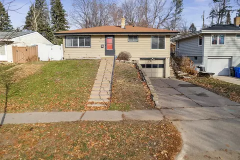 1505 Old Hudson Rd, Saint Paul, MN 55106