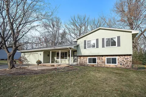 893 120th Ave NW, Coon Rapids, MN 55448