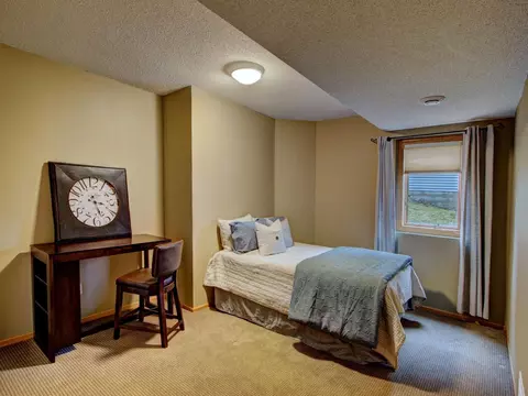 3922 Donegal Way, Eagan, MN 55122 photo 28