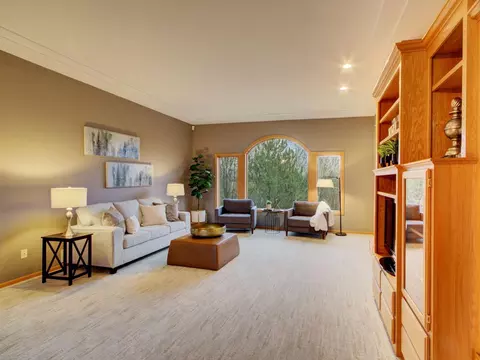 3922 Donegal Way, Eagan, MN 55122 photo 10