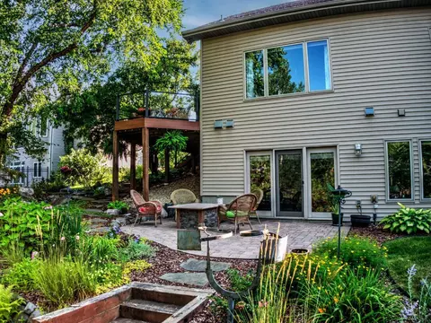 3922 Donegal Way, Eagan, MN 55122 photo 32