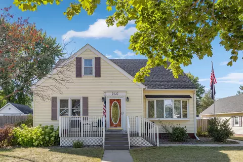 240 S Meridian St, Belle Plaine, MN 56011