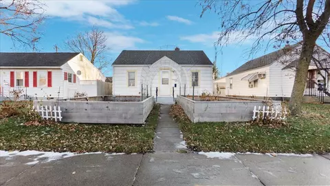 1718 University Dr S, Saint Cloud, MN 56301