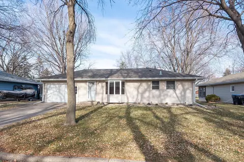 144 E Welcome Ave, Mankato, MN 56001