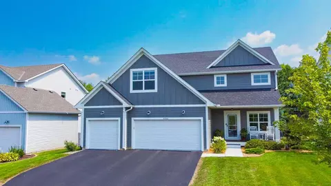 8363 Marylane Ave N, Stillwater, MN 55082