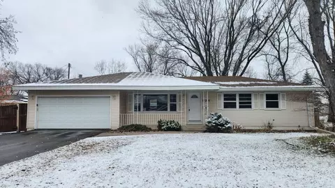 5280 W 110th St, Bloomington, MN 55437