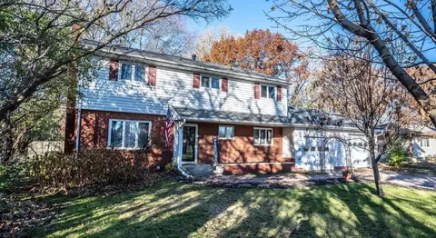 716 8th St, Farmington, MN 55024