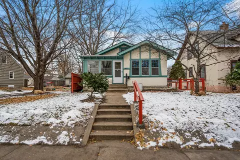 862 22nd Ave SE, Minneapolis, MN 55414