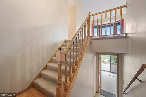 4376 Hamilton Dr, Eagan, MN 55123 photo 6