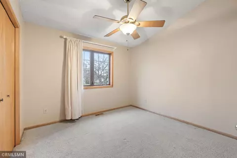 4376 Hamilton Dr, Eagan, MN 55123 photo 24