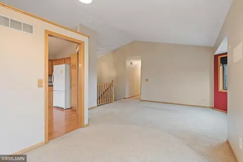 4376 Hamilton Dr, Eagan, MN 55123 photo 12