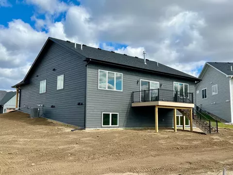 1903 Erie Dr, Northfield, MN 55057