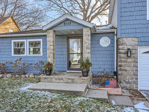 5117 Tuxedo Blvd, Mound, MN 55364