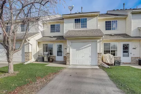 8969 Partridge Rd, Saint Bonifacius, MN 55375