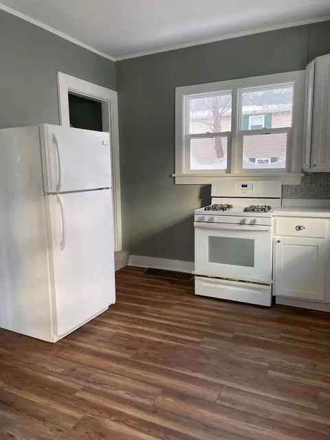 531 Division St W, Faribault, MN 55021 photo 9