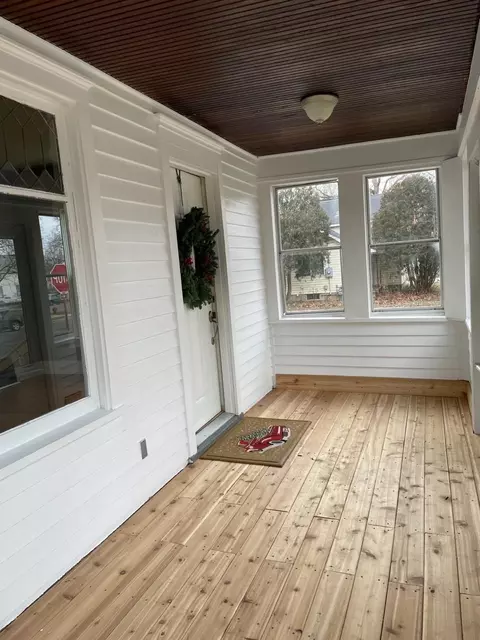 531 Division St W, Faribault, MN 55021 photo 3