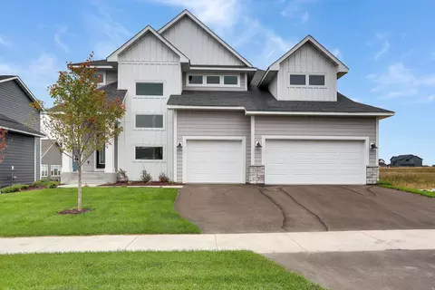 10167 Arrowwood Trl, Woodbury, MN 55129