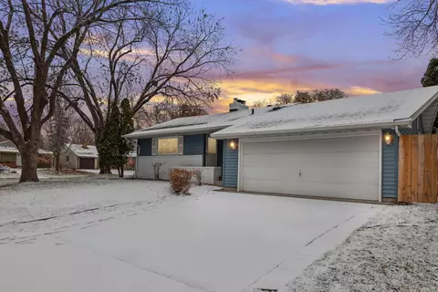4549 Chowen Ave N, Robbinsdale, MN 55422