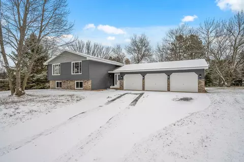 18159 Uplander St NW, Oak Grove, MN 55011